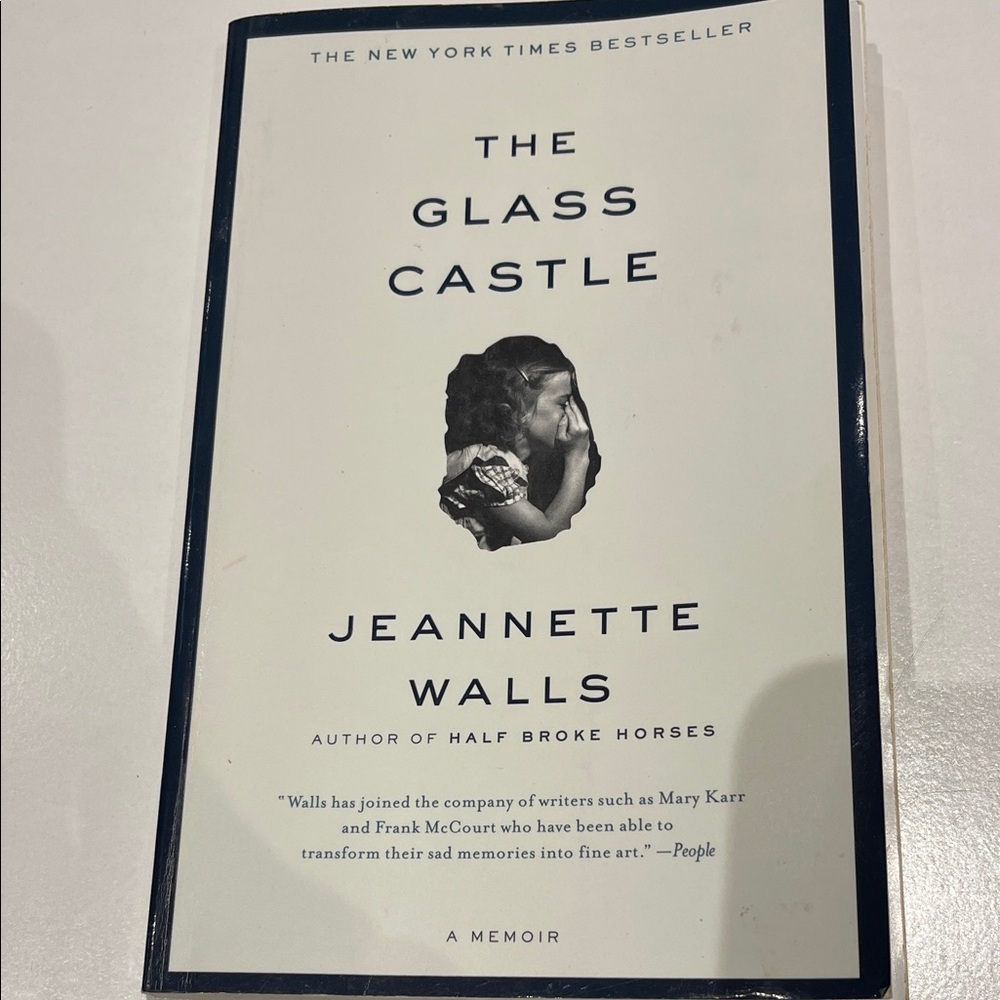 The Glass Castle: A Memoir by Walls, Jeannette book